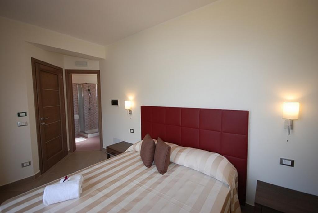 Trigrana Vacanze Hotel Кастелуцо Стая снимка